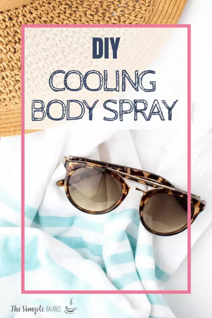 Cooling Body Spray - 3 homemade solutions that soothe your skin 14 a sun glasses and a hat on a towel